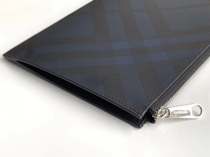 Bv*b*rry clutch bags 4237h-0107