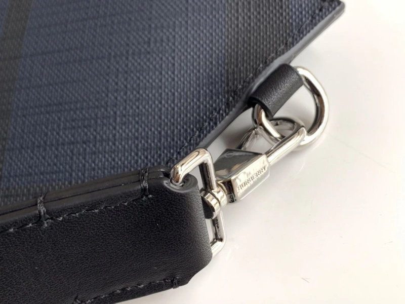 Bv*b*rry clutch bags 4237h-0107
