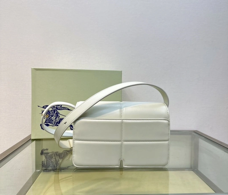 Bv*b*rry top handle bags 4237h-0117