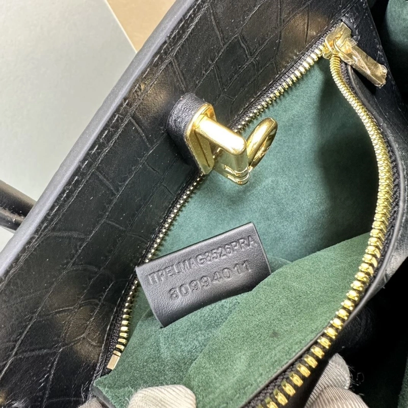 Bv*b*rry top handle bags 4237h-0162