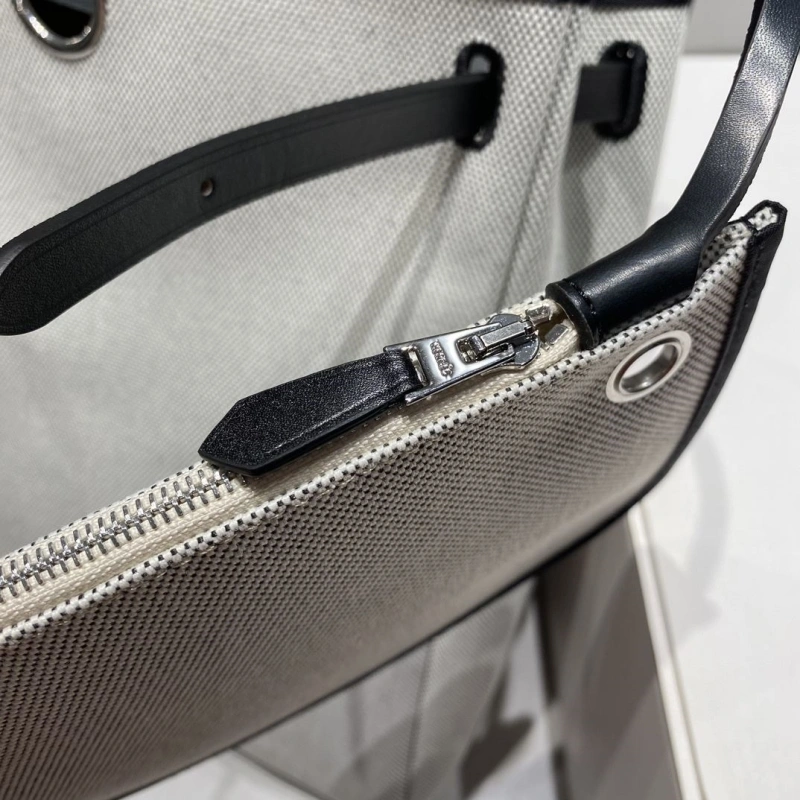 H**me5 backpacks 4248-0097