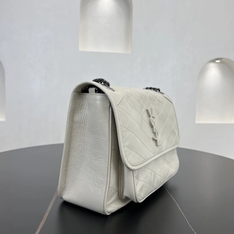 Y51 top handle bags 4250b-0024