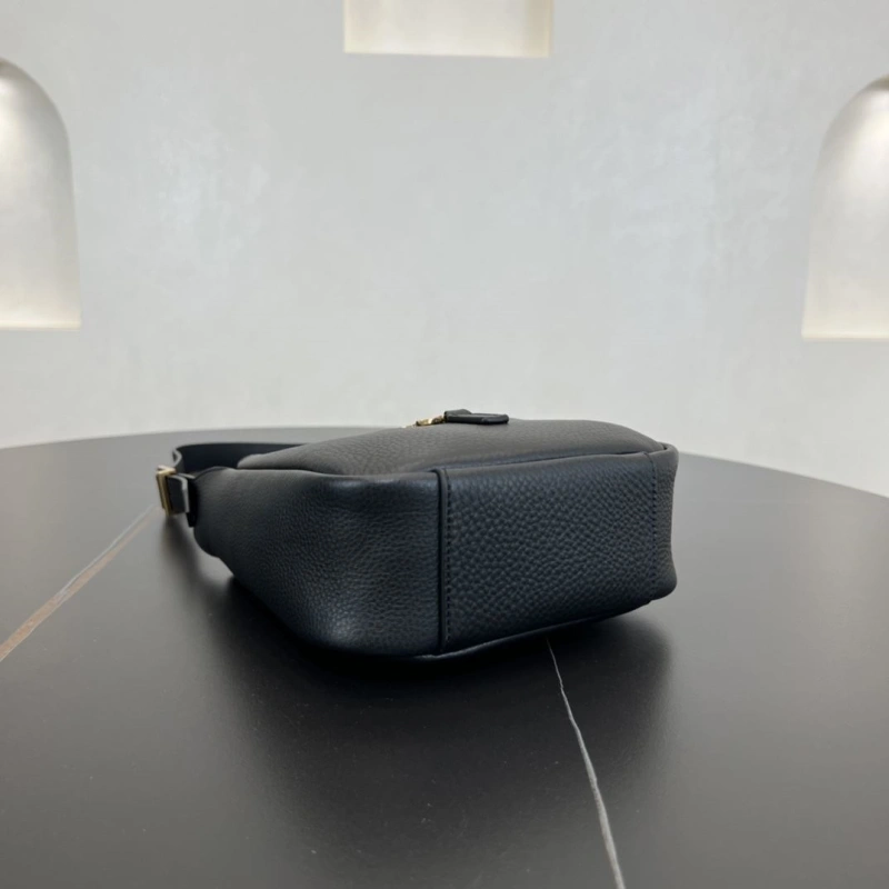 Y51 top handle bags 4250b-0033