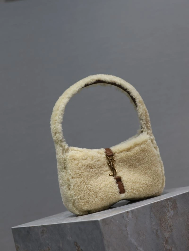 Y51 top handle bags 4282-0130