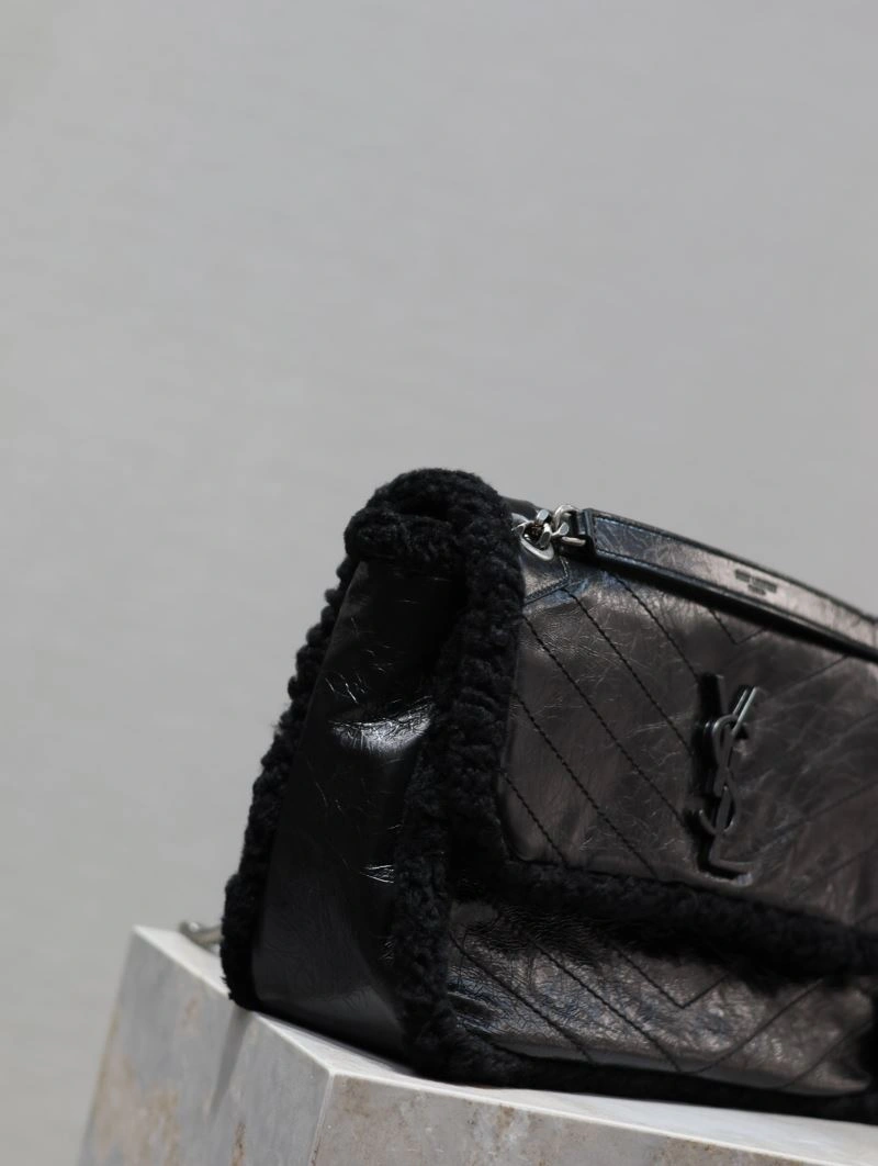 Y51 top handle bags 4282-0149