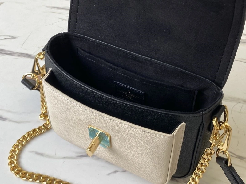 lv twist De*1m bags 4286a-0008
