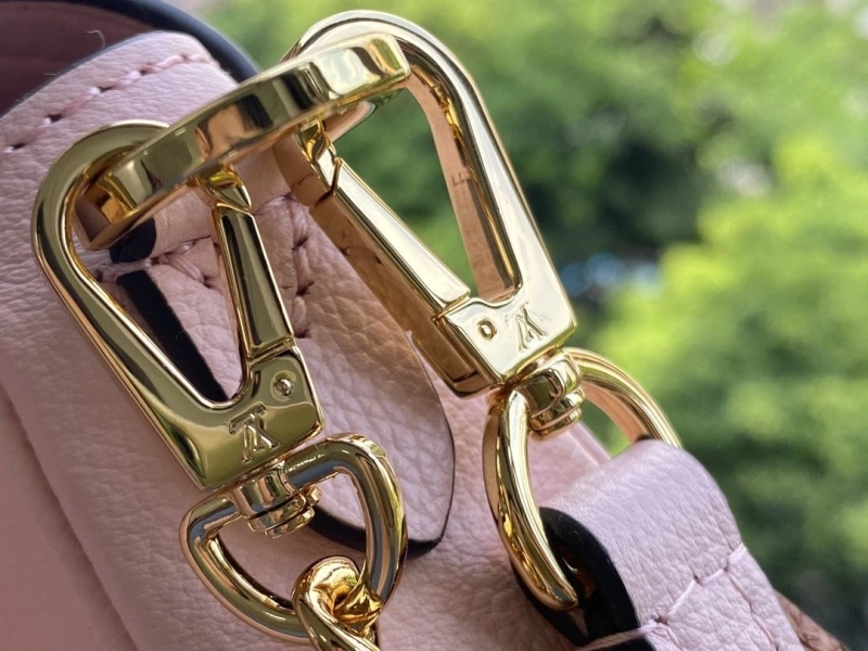 lv twist De*1m bags 4286a-0009