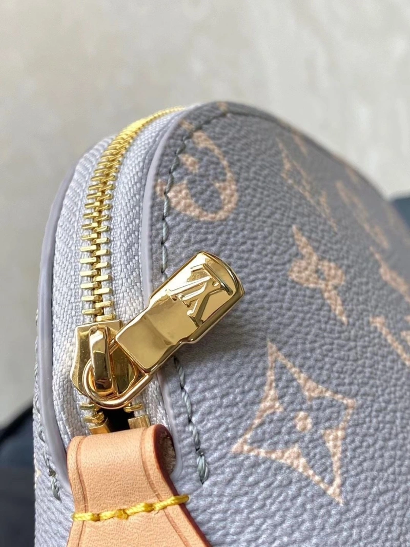 LV Clutch Bags 4286A-0035