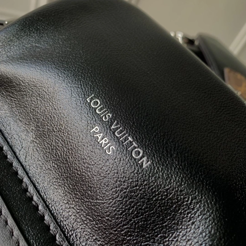LV Backpacks 4286A-0061