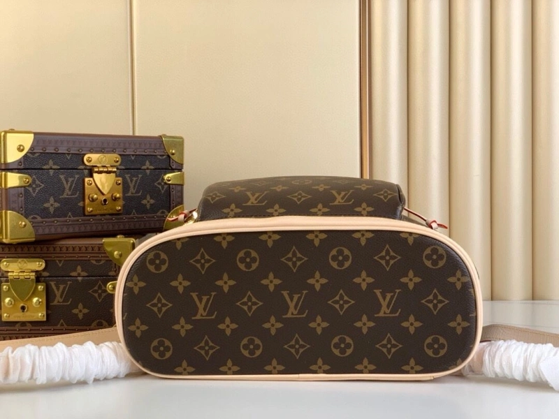 LV Backpacks 4286A-0072