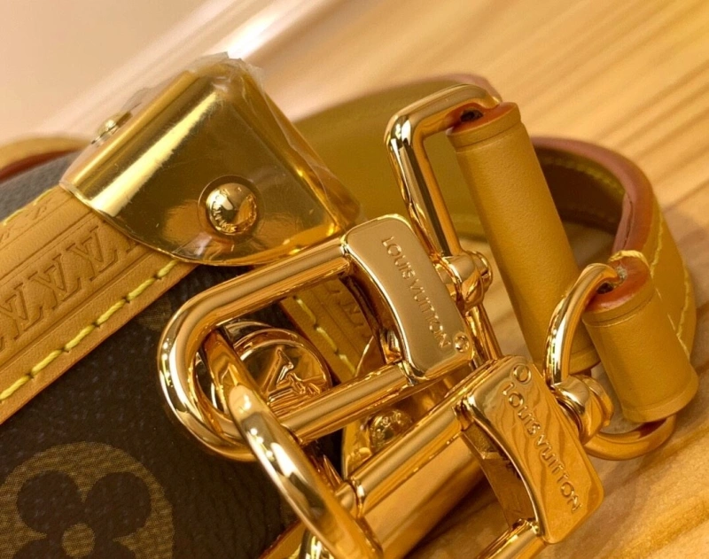 LV Box Bags 4286A-0076