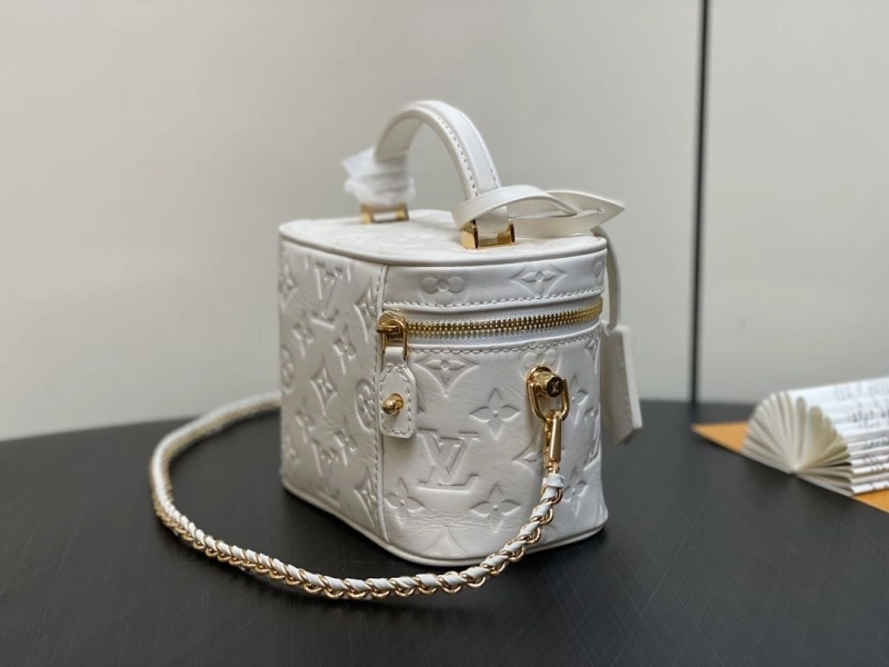 LV Cosmetic Bags 4286A-0113