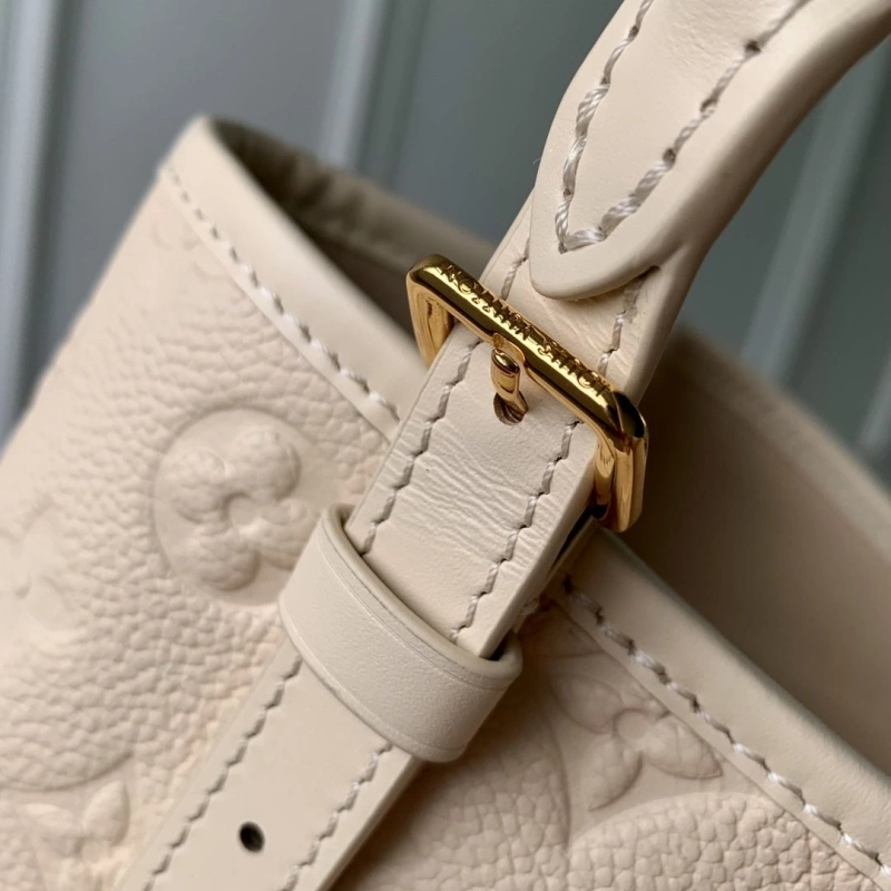 LV Top Handle Bags 4286A-0133