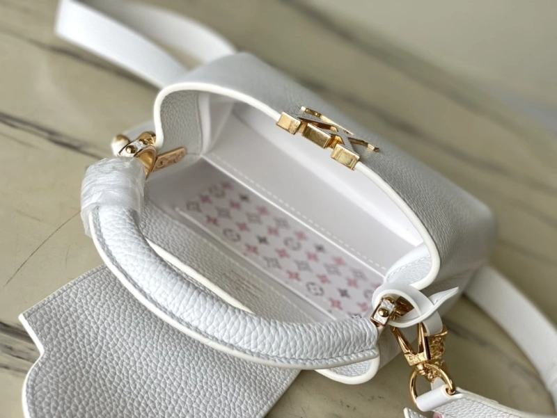 LV Capucines Bags 4286A-0162