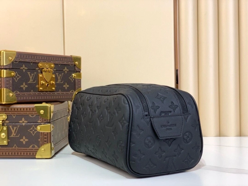 LV Cosmetic Bags 4286A-0209