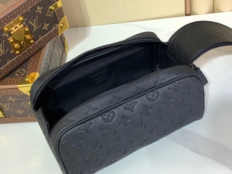 LV Cosmetic Bags 4286A-0209