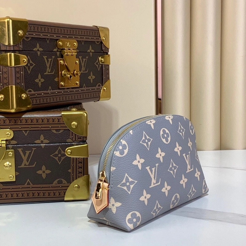 LV Cosmetic Bags 4286A-0211