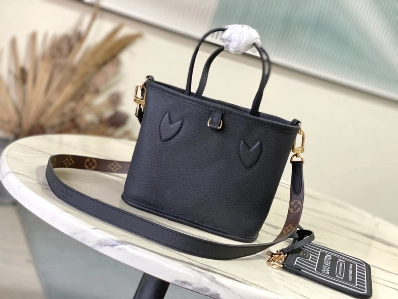 LV Shopping Bags 4286A-0240