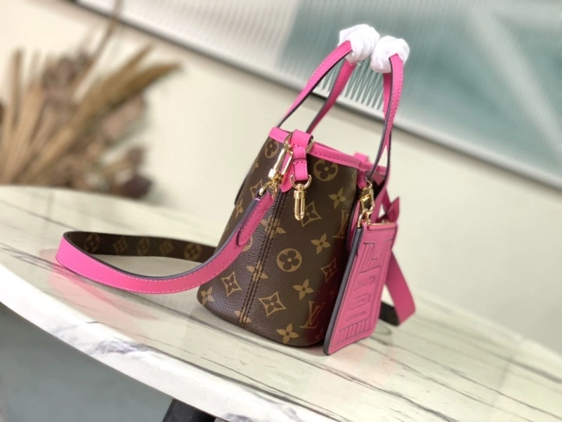 LV Shopping Bags 4286A-0241
