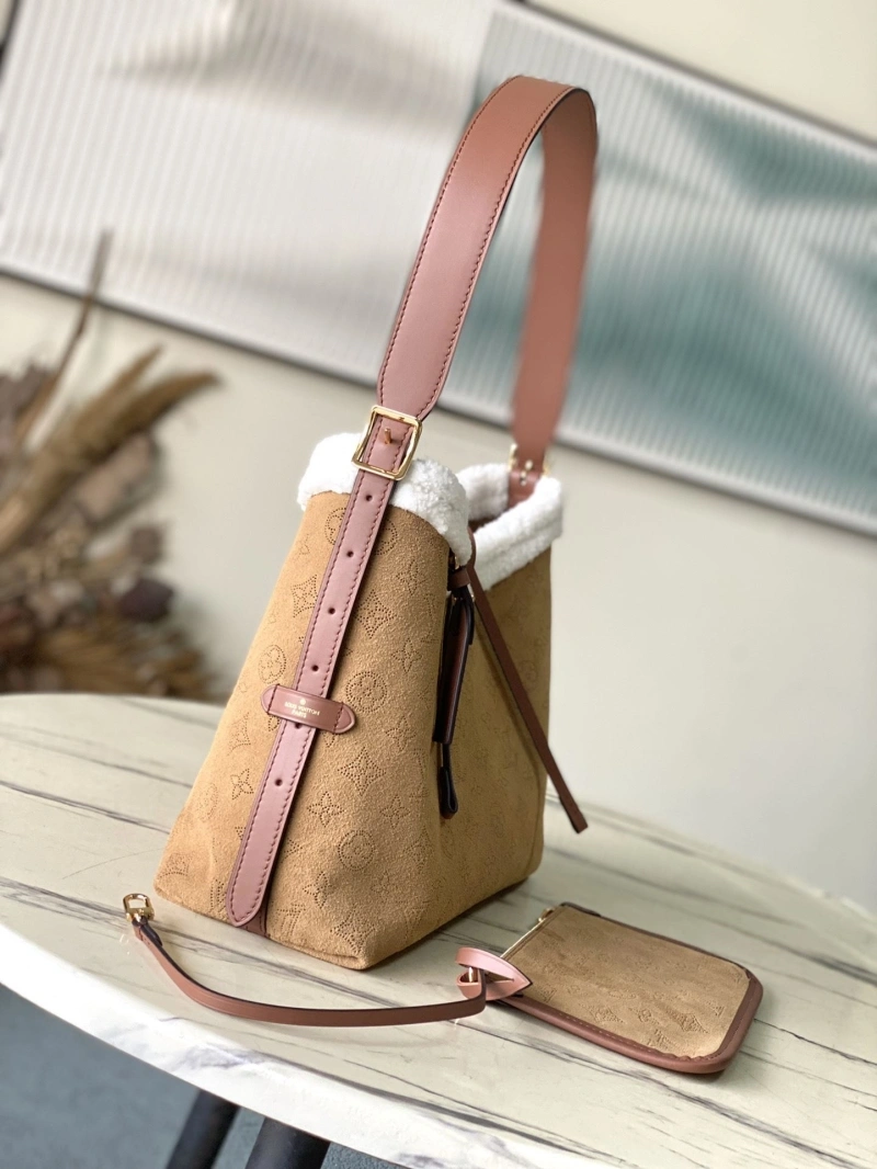 LV Top Handle Bags 4286A-0245