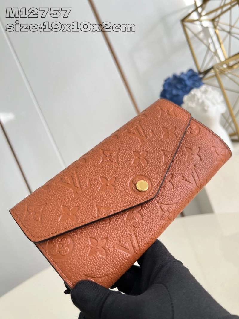 LV Wallets 4286A-0276