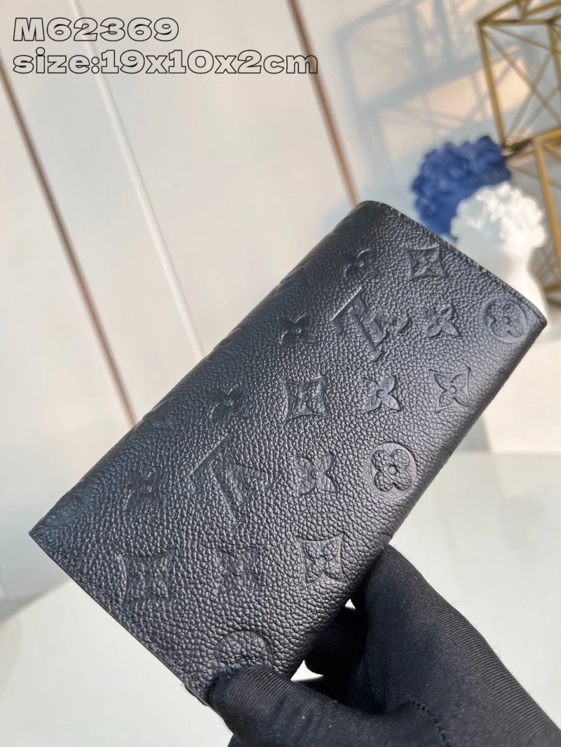 LV Wallets 4286A-0289