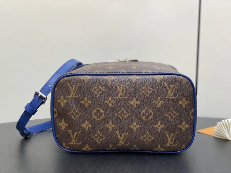 LV Cosmetic Bags 4286A-0300
