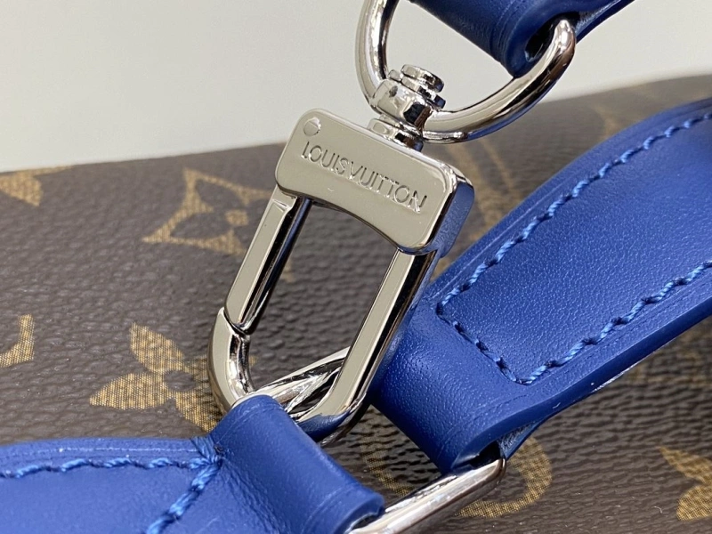 LV Cosmetic Bags 4286A-0300