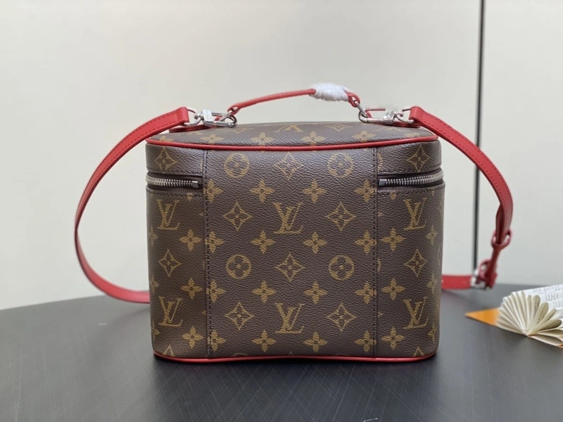 LV Cosmetic Bags 4286A-0301
