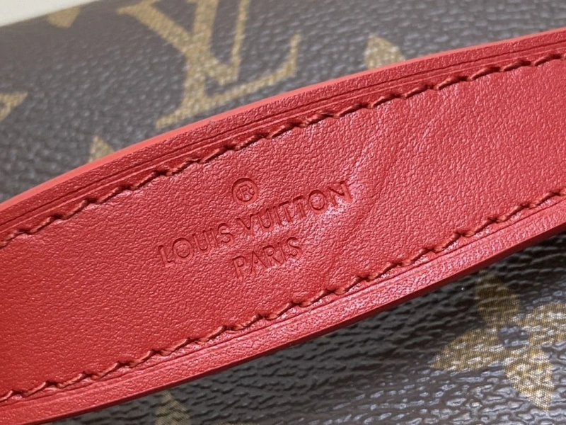 LV Cosmetic Bags 4286A-0301