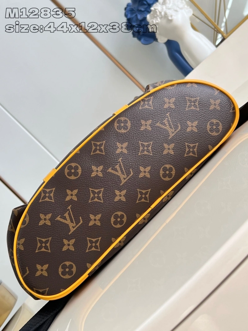 LV Backpacks 4286A-0302