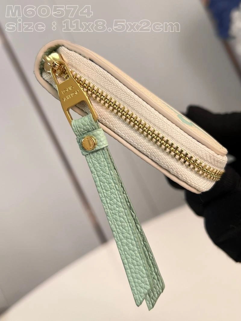 LV Wallets 4286D-0025