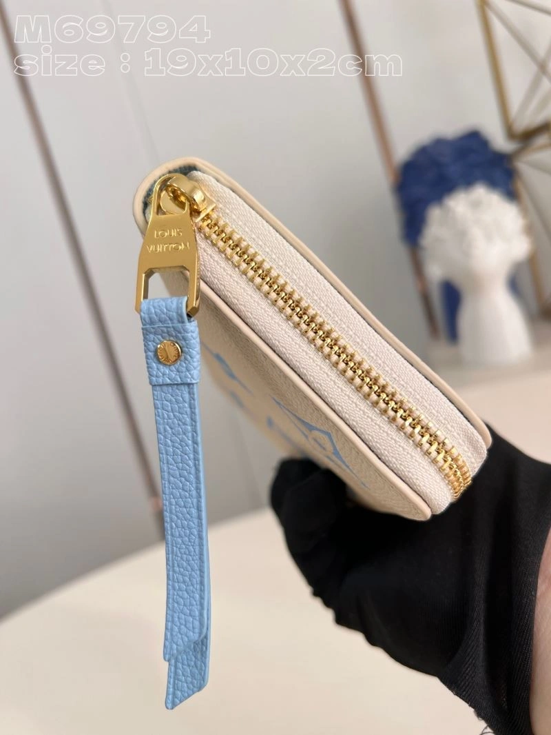 LV Wallets 4286D-0029