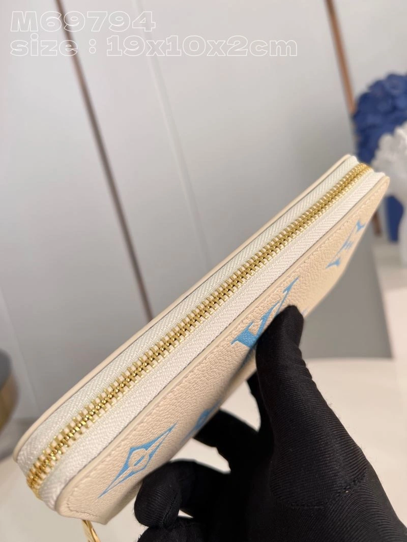 LV Wallets 4286D-0029