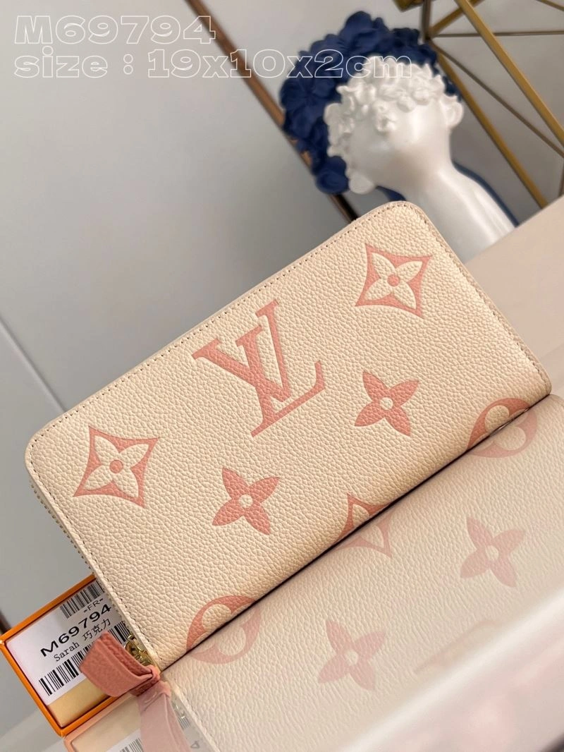 LV Wallets 4286D-0032