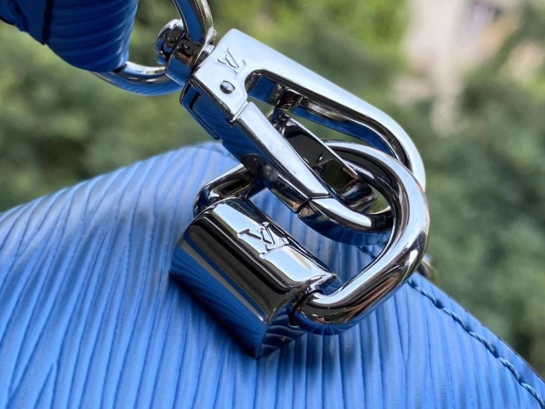 lv twist De*1m bags 4286f-0049