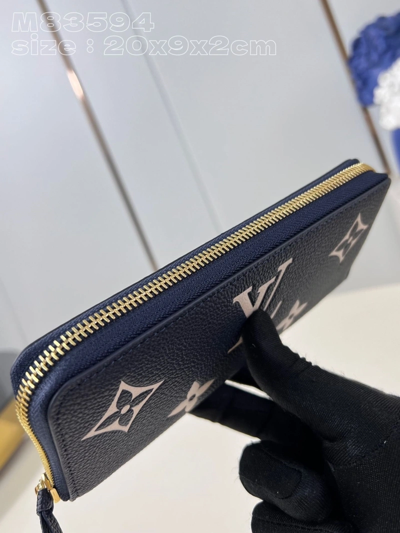 LV Wallets 4286F-0059