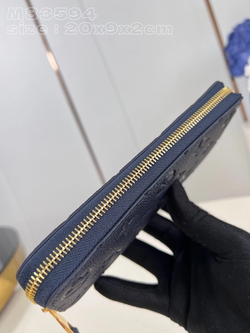 LV Wallets 4286F-0062
