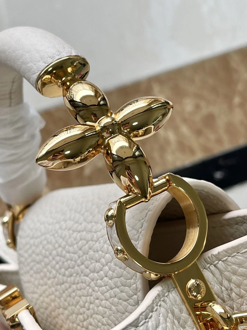 LV Capucines Bags 4286G-0033
