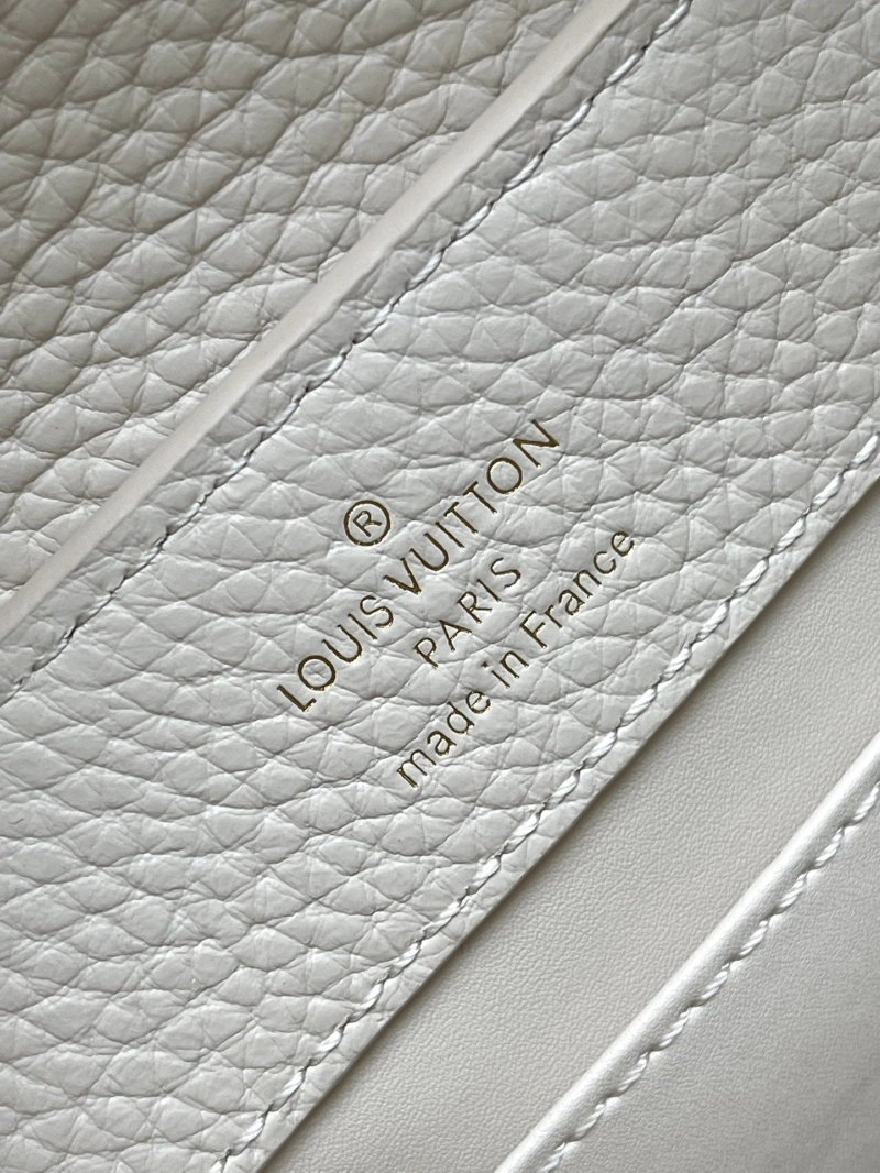 LV Capucines Bags 4286G-0033