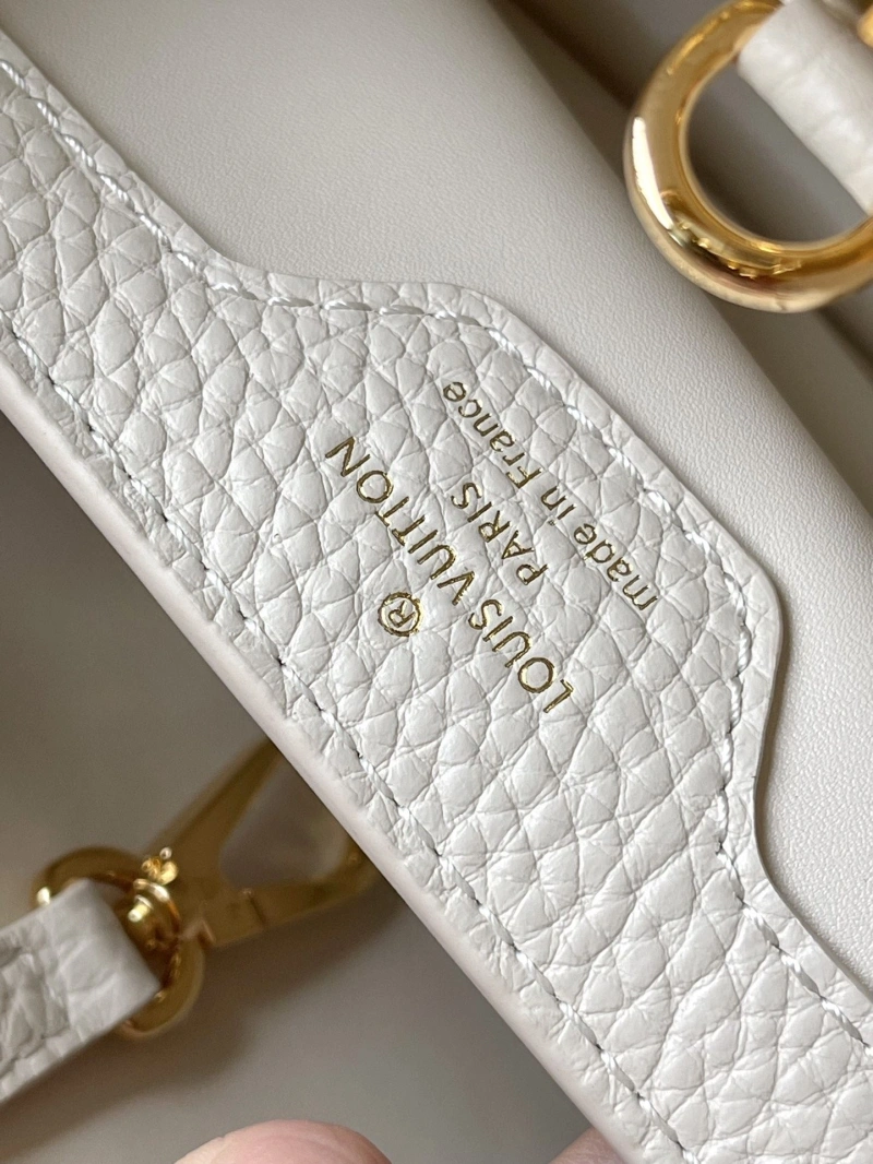 LV Capucines Bags 4286G-0034