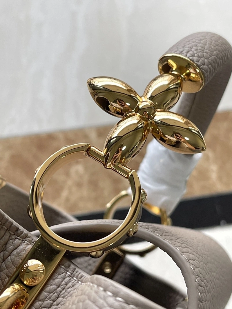 LV Capucines Bags 4286G-0036
