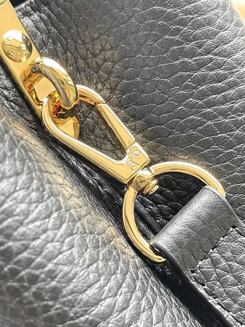 LV Capucines Bags 4286G-0038