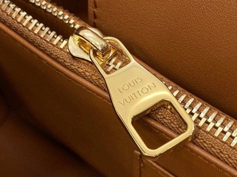 LV Capucines Bags 4286G-0149