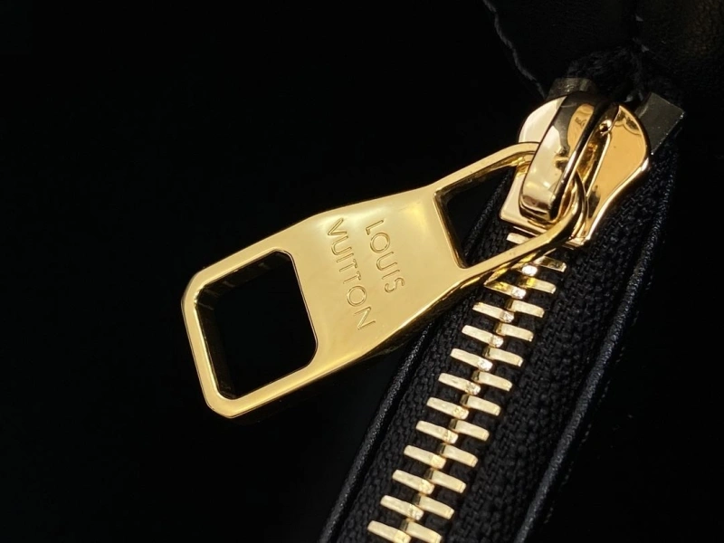 LV Capucines Bags 4286G-0150