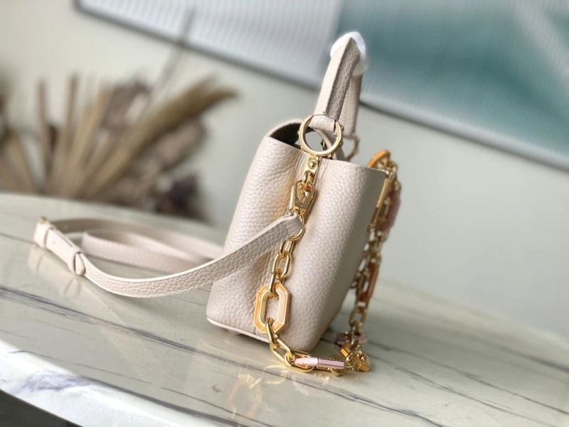 LV Capucines Bags 4286G-0222