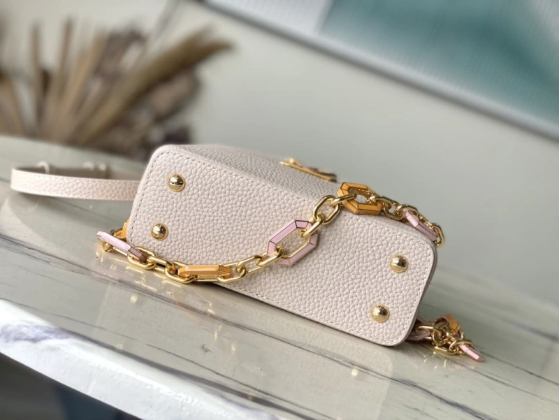 LV Capucines Bags 4286G-0222