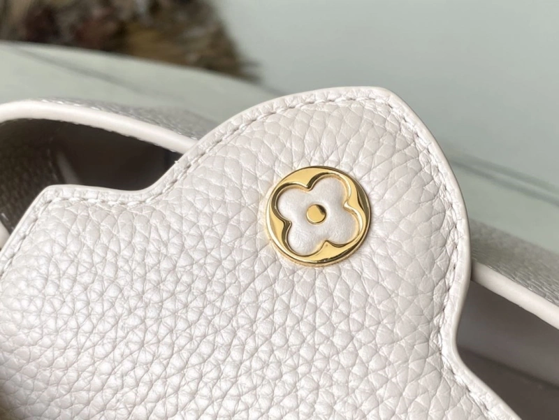 LV Capucines Bags 4286G-0222