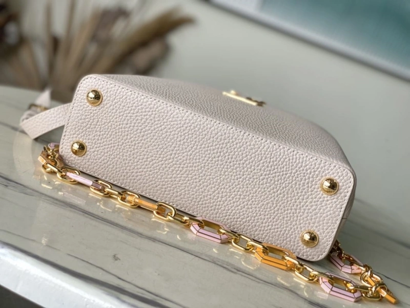 LV Capucines Bags 4286G-0223