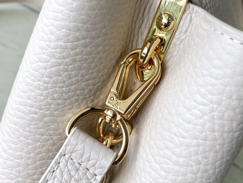 LV Capucines Bags 4286G-0223